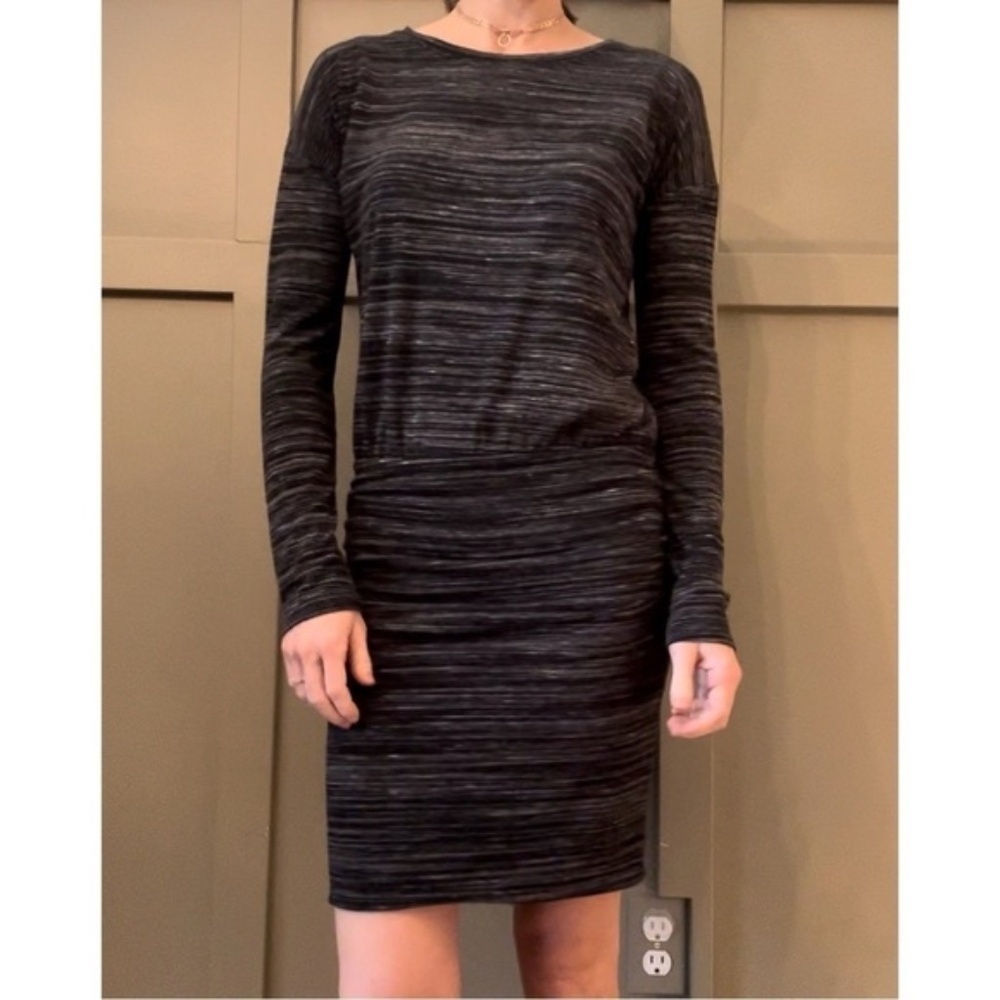Athleta Avenues Dress Ruched Long Sleeve Black Spacedye Oversized Size XXS